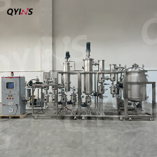 PLC控制 0.5㎡分子蒸餾+1㎡刮膜薄膜蒸發器